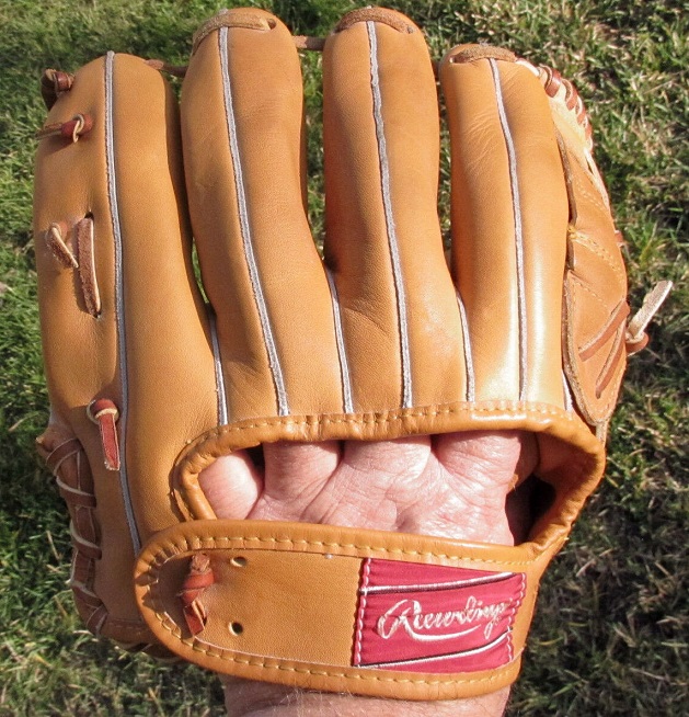 Mickey Mantle Rawlings MM5 Back