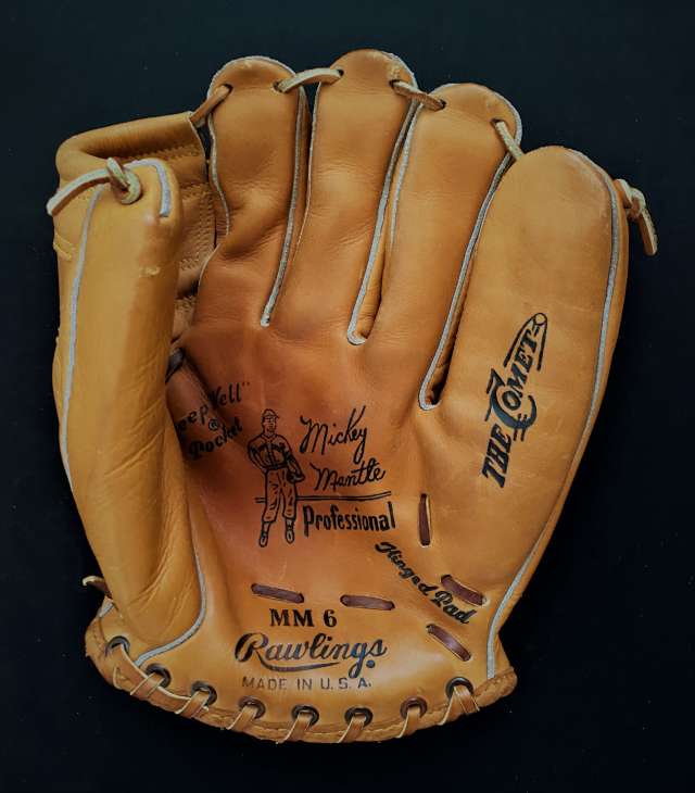 Mickey Mantle Rawlings MM6 Comet
