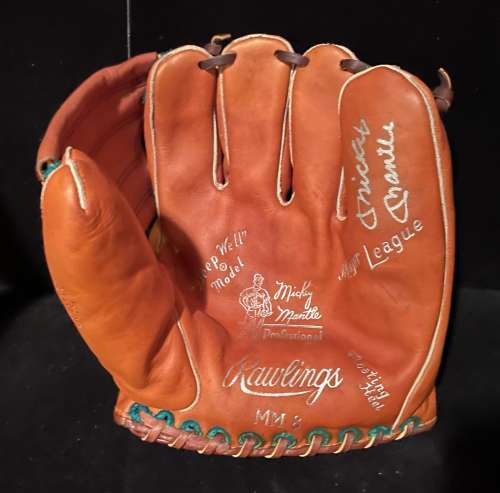 Mickey Mantle Rawlings MM8 Front