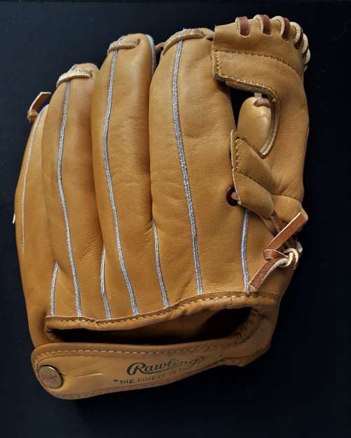 Mickey Mantle Rawlings MM9 Back