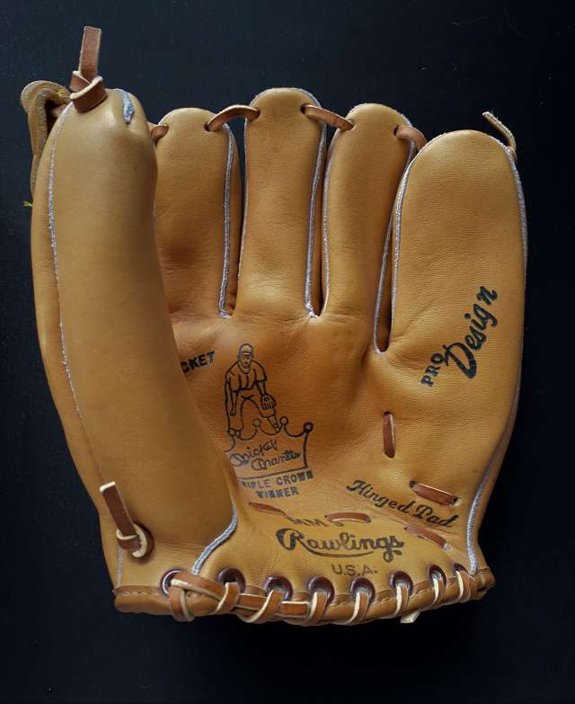 Mickey Mantle Rawlings MM9 Front
