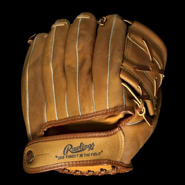 Mickey Mantle Rawlings MM9 Old Signature Back
