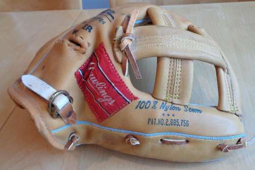 Mickey Mantle Rawlings MMF Back