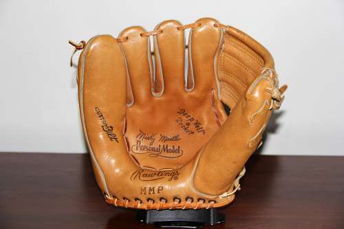 Mickey Mantle Rawlings MMP Personal Model Front