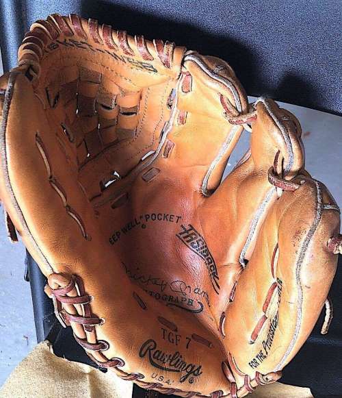 Mickey Mantle Rawlings TGF7 Front