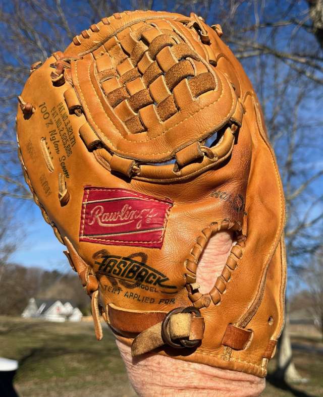 Mickey Mantle Rawlings XFB19 Basemitt Back