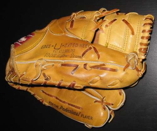 Mickey Mantle Rawlings XPG6 Heart of the Hide Back