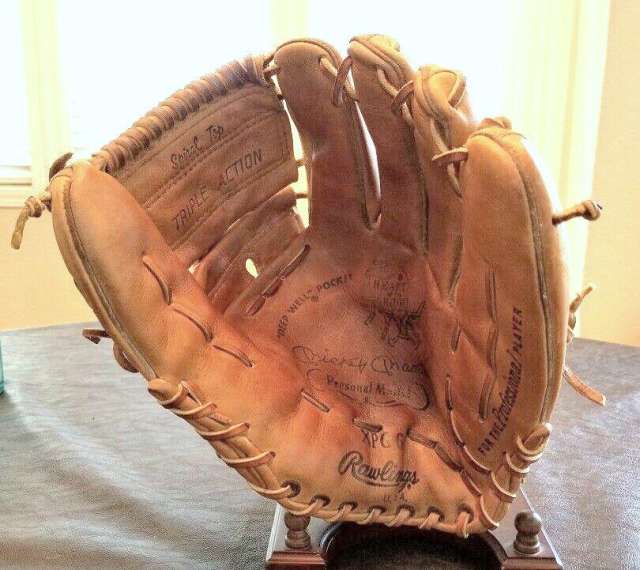 Mickey Mantle Rawlings XPG6 Personal Model Heart of the Hide Front
