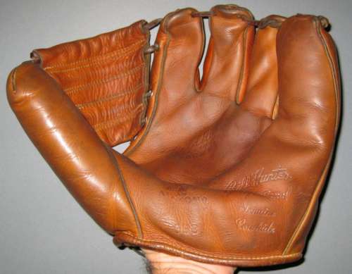 Bill Hunter Nokona G33 Front