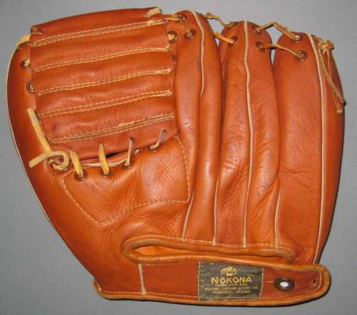 Bob Bundy Nokona G53 Back