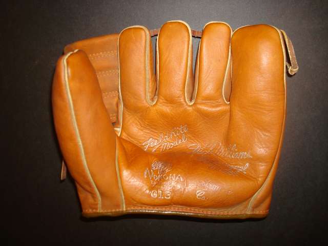 Dick Williams Nokona G13 Front