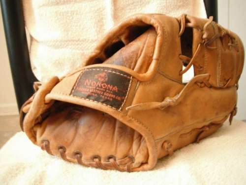 Don Hoak Nokona DH Back