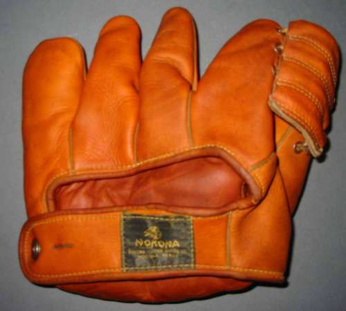 Jelly SoRelle Nokona G11 Back