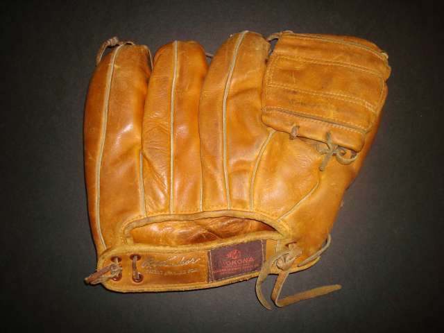 Joe Landrum Nokona J123 Back