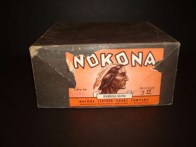 Lloyd Rigby Nokona G10 Box
