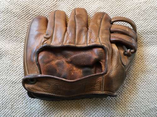 Nokona Triple Tunnel Web Back