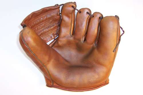 Walter Fiala Nokona G16 Front