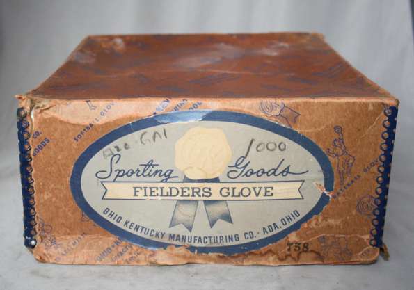 OK 758 Fielder's Glove Box