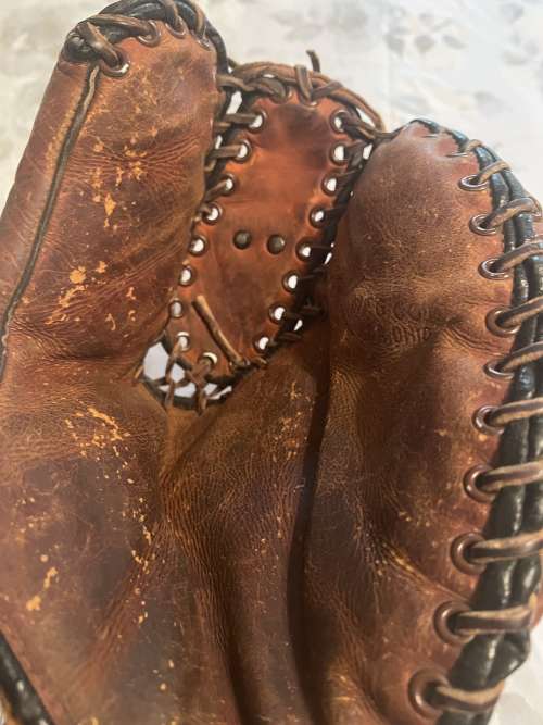 Frank McCormick OK Basemitt Front