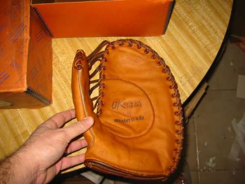 OK Basemans Mitt Front