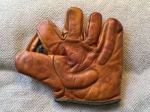 Ol' Reliable 024 Softball Glove Front