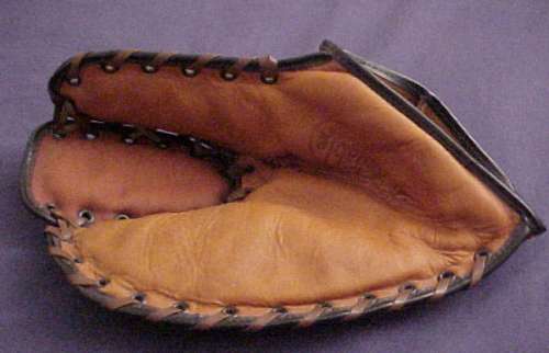 Ol' Reliable Basemitt Side