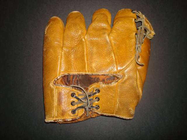 Bucky Harris 470 Back