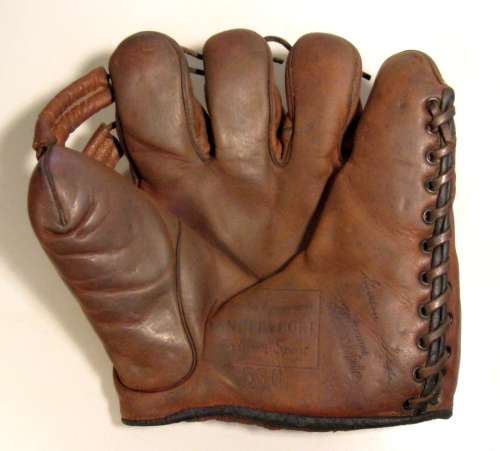 Gordon Slade Van Dervoort 530 Front