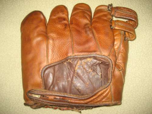 Hal Gregg True Value 1600 Back