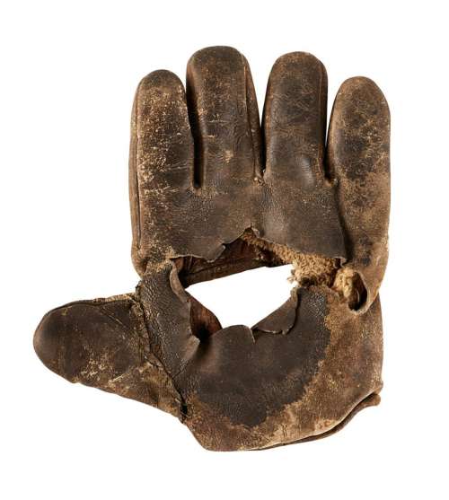 Hole in Palm Webles Glove Front