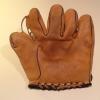 Lon Warneke Junior Glove Front