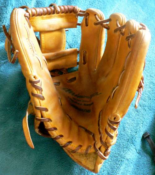 Mizuno Pro GMP5 Front