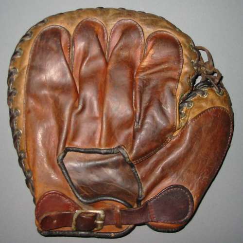 Basemitt Back