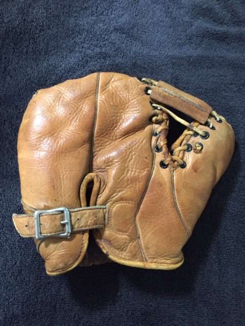Zeke Bonura Marathon Basemitt Back