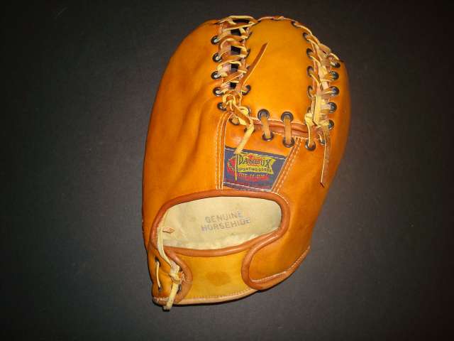 Dandux 552 Basemitt Back