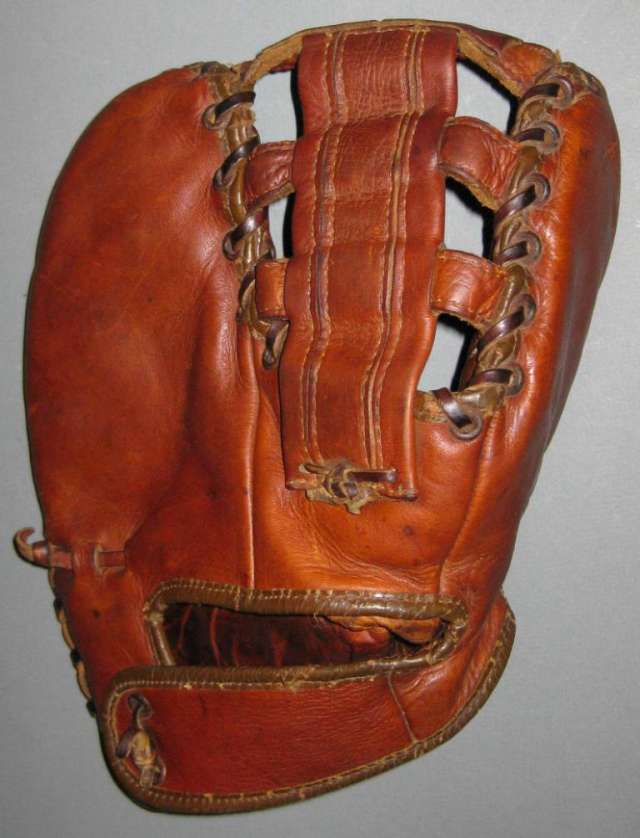 Gil Hodges A25-2029 Back