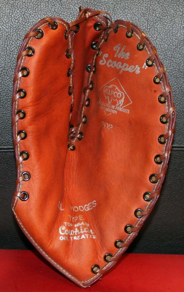Gil Hodges Bapco 202 Front