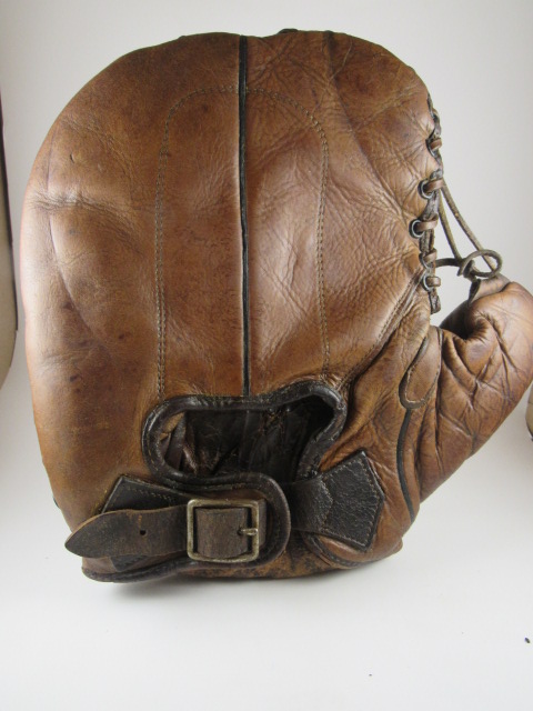 Joe Stripp Basemitt Back