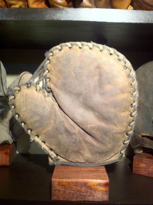 Tom Kane Basemitt Front