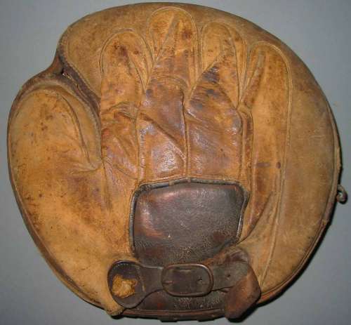 Early Catchers Mitt Back