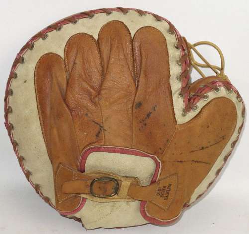 AHC 49 Catchers Mitt Back