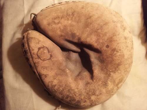 Light Brown Buckle Back Catchers Mitt Front