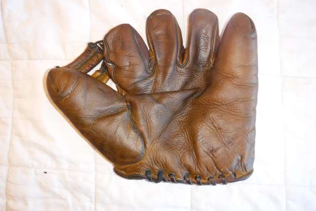 Paul Dean Tool Shop 538 Front