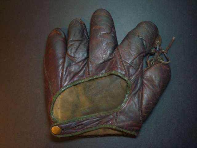 Plum and Green Grommet Web Back