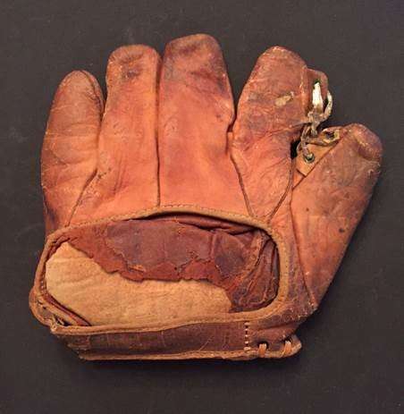 Red Goose Shoes Back