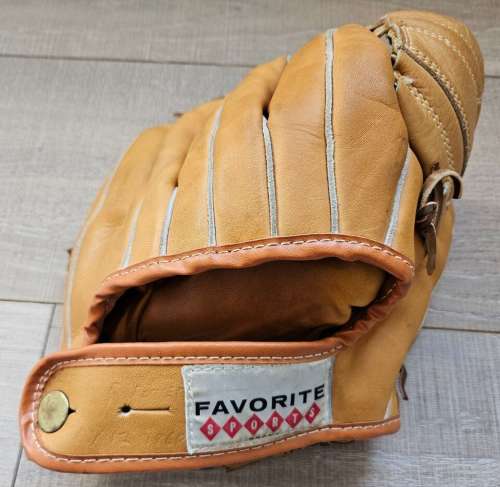 Roberto Clemente Favorite Sports 5855 Back