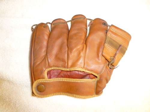 Tommy Brown Kennedy 508 Back