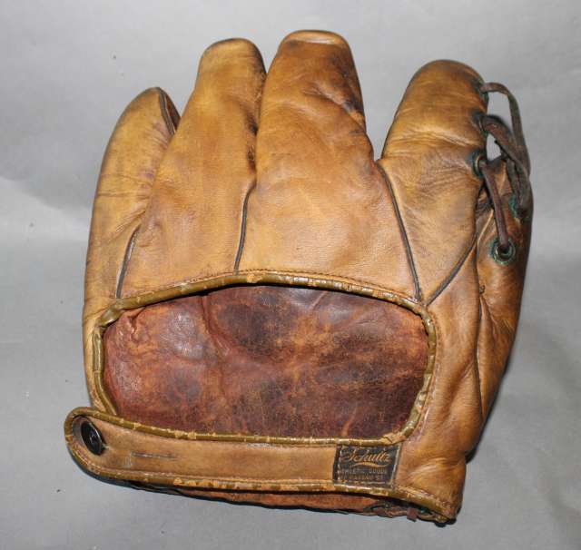 William Sherdel Schultz FG3 Back