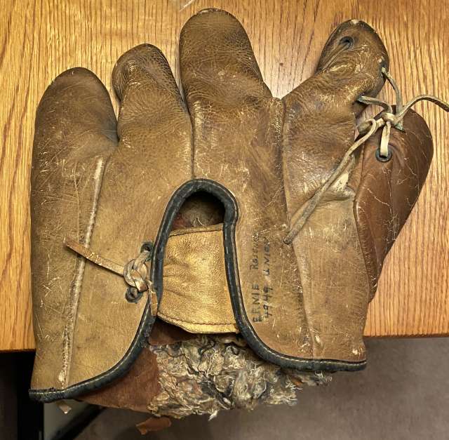 Chick Mooney Pennant Major League Model Back