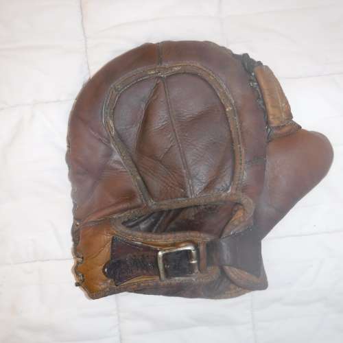 Eddie Onslow Pennant 625 Back